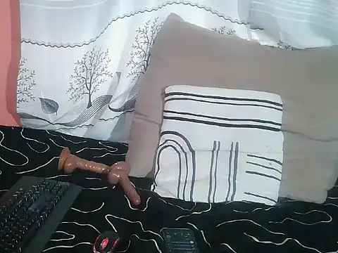 MatureGoddess  online show from November 7, 2025, 1:55 pm