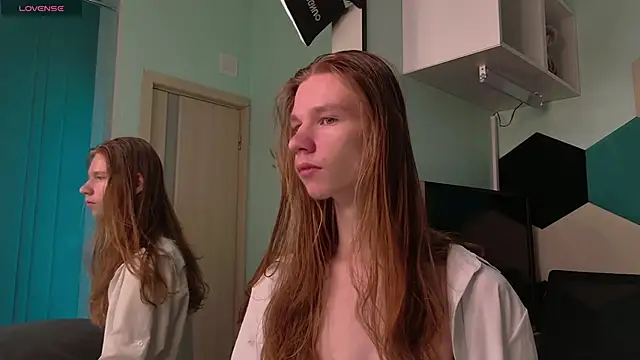 TheodoreMcLovin online show from September 11, 2025, 4:56 am