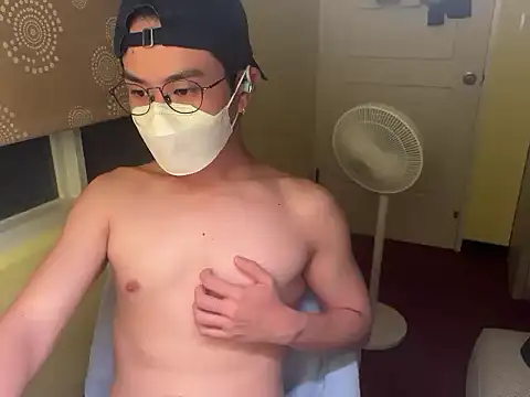 tamago6699 online show from April 17, 2026, 5:05 pm