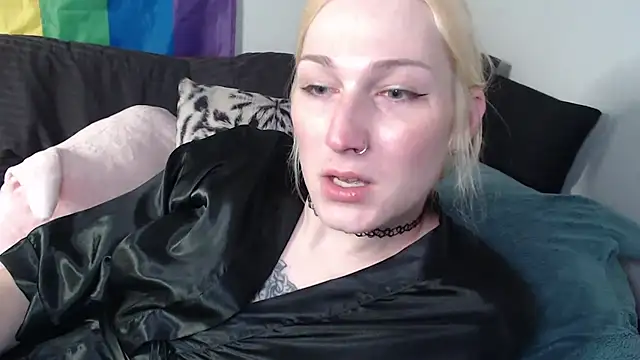 Snapshot of AthenaAphrodisia chatting on June 8, 2026, 5:57 pm AthenaAphrodisia online show from June 8, 2026, 5:57 pm