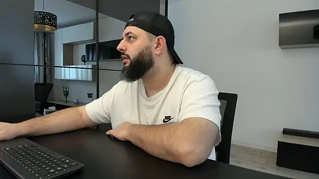 DravenPeak online show from November 22, 2025, 10:47 am