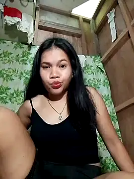 Extrahot10 online show from September 21, 2025, 12:40 pm