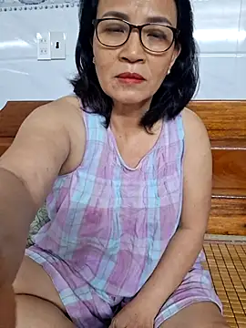 Snapshot of __Mihmih__ chatting on November 10, 2025, 6:07 pm Mihmih online show from November 10, 2025, 6:07 pm