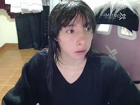 ScarlettShirahoshi online show from January 15, 2026, 4:44 pm