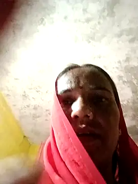 Pinky12A online show from October 2, 2025, 2:51 am