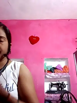 Mohini-xx online show from December 17, 2025, 10:27 pm