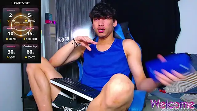 Snapshot of Gael_Jones chatting on December 20, 2025, 4:08 am Gael Jones online show from December 20, 2025, 4:08 am