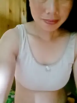 LyyChac online show from September 16, 2025, 9:27 pm