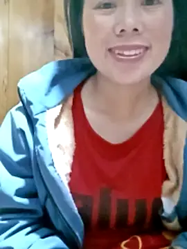 LyyChac online show from November 29, 2025, 10:02 pm