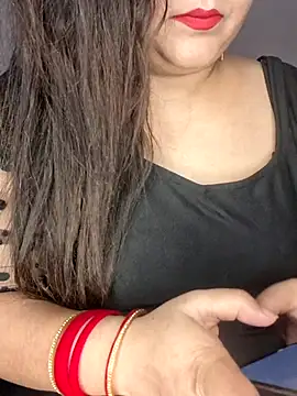 Snapshot of indian-hotmilfs chatting on June 5, 2026, 7:08 pm indian-hotmilfs online show from June 5, 2026, 7:08 pm