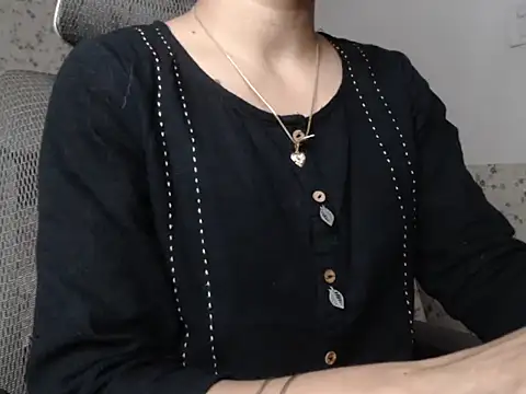 snow white123 online show from October 14, 2025, 8:53 pm