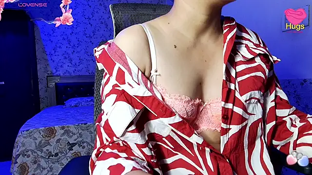 Snapshot of snow_white123 chatting on June 20, 2026, 9:50 pm snow white123 online show from June 20, 2026, 9:50 pm