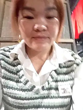 sukabae00 online show from October 21, 2025, 7:03 pm