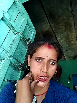 Snapshot of Arti13A chatting on May 15, 2026, 11:01 pm Arti13A online show from May 15, 2026, 11:01 pm