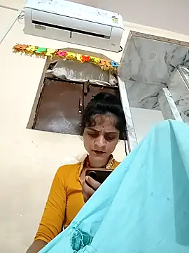 Sonam dhakad online show from November 4, 2025, 6:18 pm