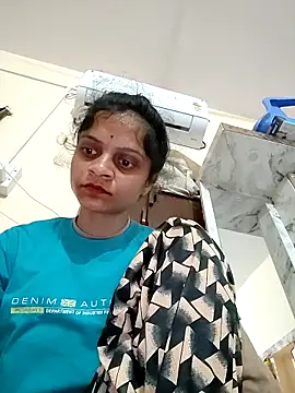 Snapshot of Sonam_dhakad chatting on December 15, 2025, 6:23 pm Sonam dhakad online show from December 15, 2025, 6:23 pm