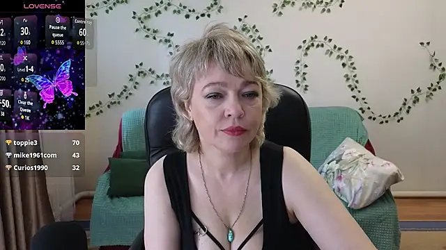 Snapshot of Rosette_Pricky chatting on July 16, 2026, 2:12 pm Rosette Pricky online show from July 16, 2026, 2:12 pm