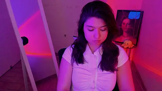 Sandra Curly online show from April 19, 2026, 12:59 pm