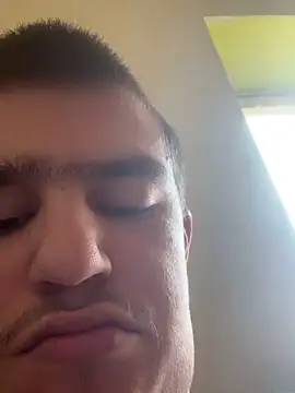 pussyhunter323557 online show from October 26, 2025, 9:48 am