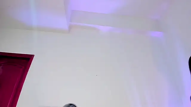 SagiraBelle online show from October 8, 2025, 11:41 am