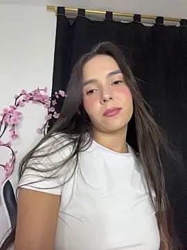 Scarlett05 online show from February 25, 2026, 1:59 am