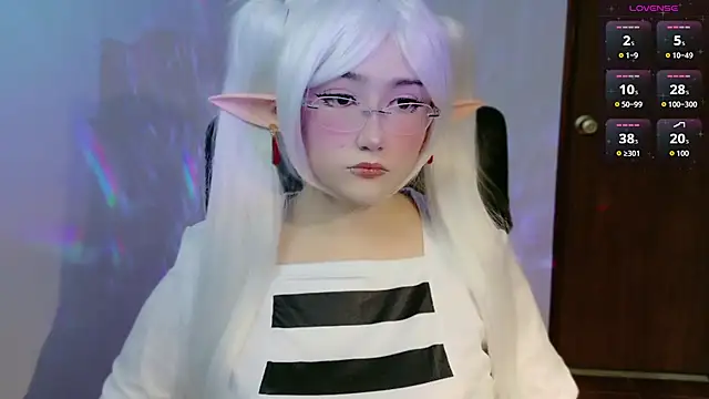 Snapshot of Livelle69 chatting on November 8, 2025, 3:18 am Livelle69 online show from November 8, 2025, 3:18 am