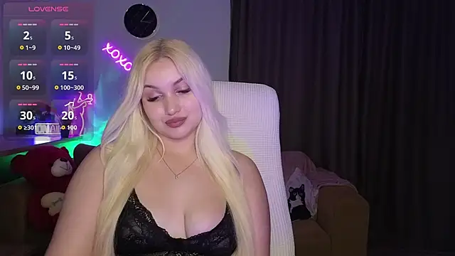 Snapshot of adrelaxina chatting on May 12, 2026, 8:06 pm adrelaxina online show from May 12, 2026, 8:06 pm