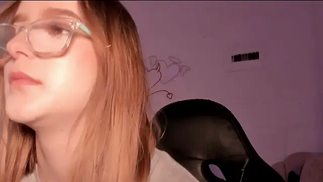 kristal joi dl online show from September 24, 2025, 12:08 pm