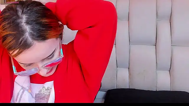 kristal joi dl online show from November 17, 2025, 12:22 pm