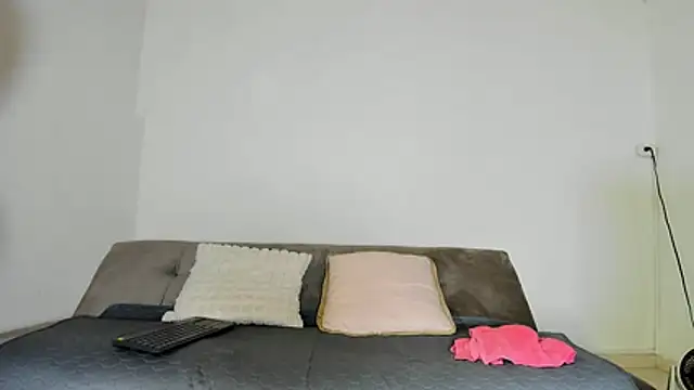 MaddieTease online show from February 26, 2026, 8:30 pm