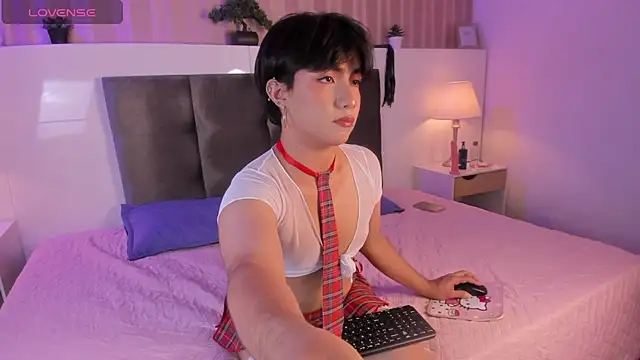 Creamy Angelo online show from September 10, 2025, 4:45 am