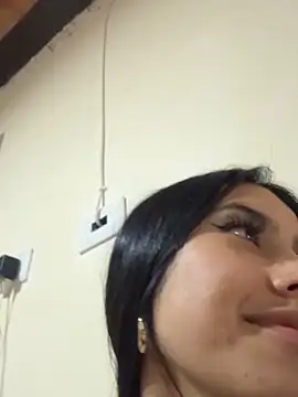 Victoria alson online show from November 13, 2025, 3:27 am