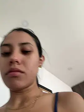 Snapshot of Victoria_alson chatting on May 31, 2026, 8:21 pm Victoria alson online show from May 31, 2026, 8:21 pm