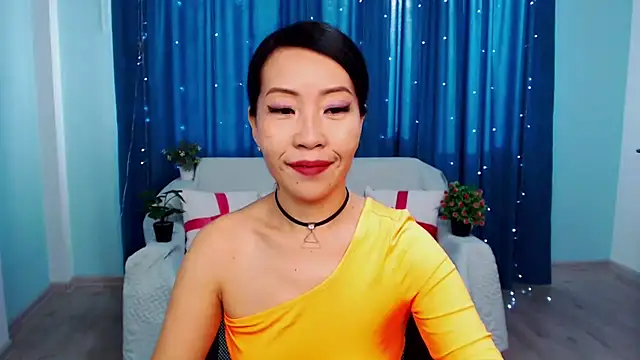 LiaPak online show from October 15, 2025, 12:55 am