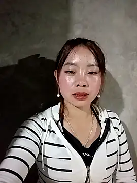 milo123-xx online show from December 5, 2025, 11:52 am