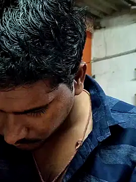 Snapshot of Markroco696 chatting on October 13, 2025, 2:44 am Markroco696 online show from October 13, 2025, 2:44 am