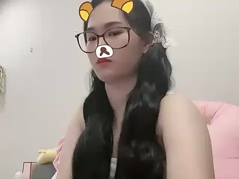 Snapshot of Stella-869 chatting on October 17, 2025, 9:56 am Stella-869 online show from October 17, 2025, 9:56 am