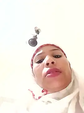 Snapshot of Rubi_sarma chatting on October 11, 2025, 12:47 pm Rubi sarma online show from October 11, 2025, 12:47 pm