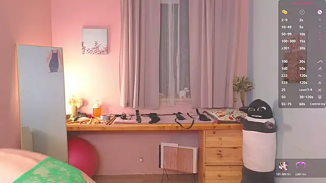 Snapshot of laracroftmansion chatting on December 22, 2025, 7:00 pm laracroftmansion online show from December 22, 2025, 7:00 pm