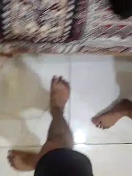 Hot modal online show from October 21, 2025, 5:02 pm