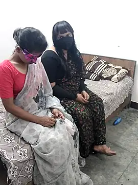 Hot modal online show from October 30, 2025, 5:35 pm