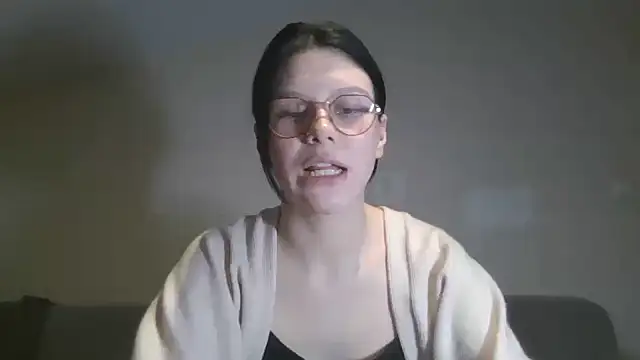 LaVostraDorothy online show from October 9, 2025, 4:38 pm