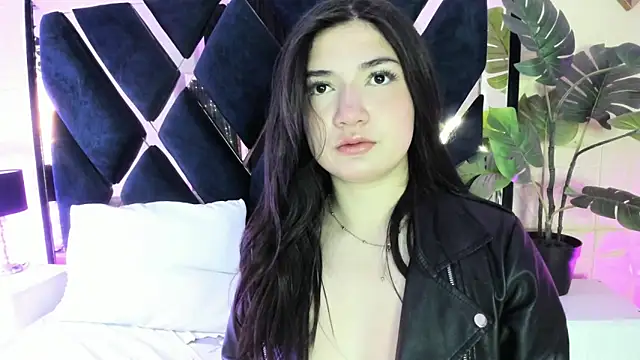 Valery Brand online show from April 9, 2026, 11:37 am