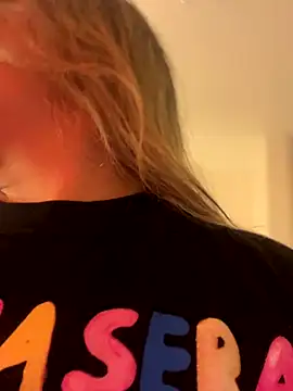 Lucy Milf 474 online show from September 20, 2025, 12:06 pm