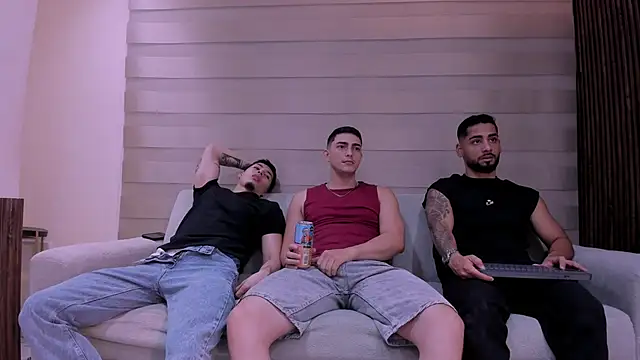 mike friends online show from November 27, 2025, 12:56 am