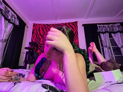 Snapshot of GoddessJemma chatting on September 24, 2025, 2:15 am GoddessJemma online show from September 24, 2025, 2:15 am