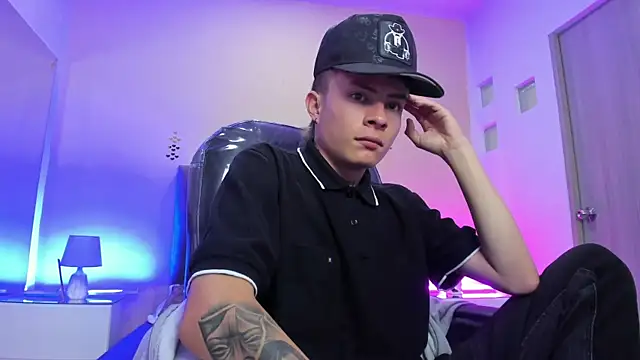 Nascary Fox online show from April 19, 2026, 6:10 pm