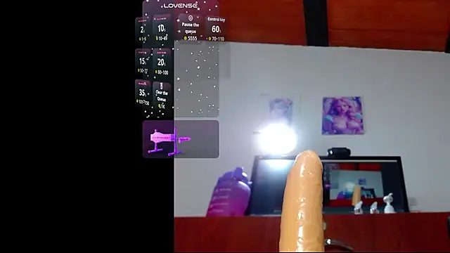 keily  funny online show from September 25, 2025, 11:03 am