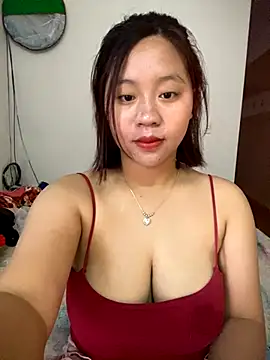 maianhcute online show from October 25, 2025, 1:57 am