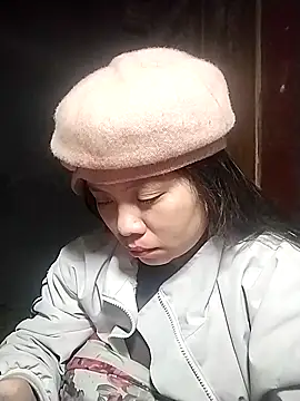 venu00 online show from February 9, 2026, 3:49 pm